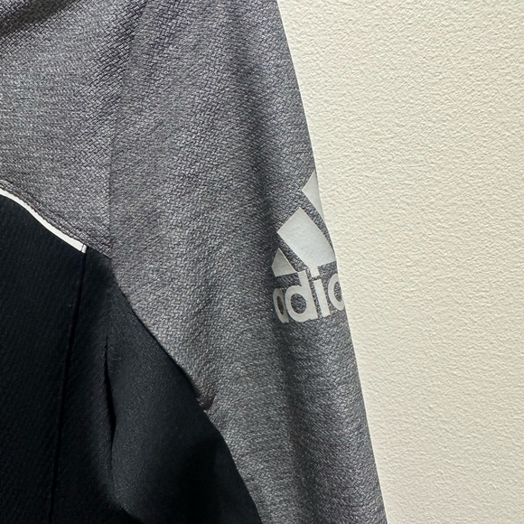 Adidas Golf Sweater - Picture 4 of 4